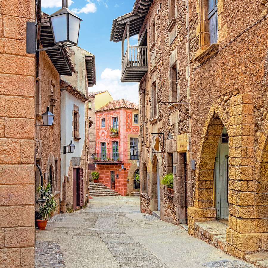 Старинные улочки городков Приморья Италии